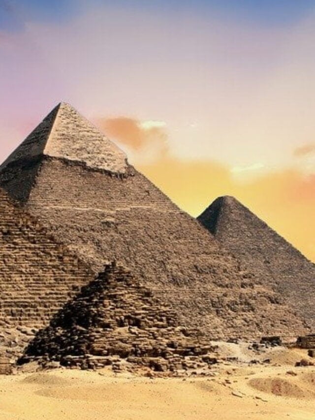 cropped-pyramids-2371501_1280.jpg
