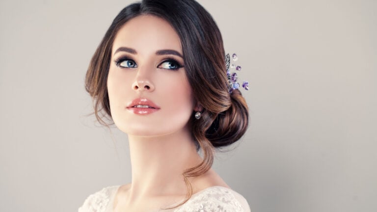 Perfect Fashion Model Woman with Beautiful Hairstyle. Prom or Bride Girl.