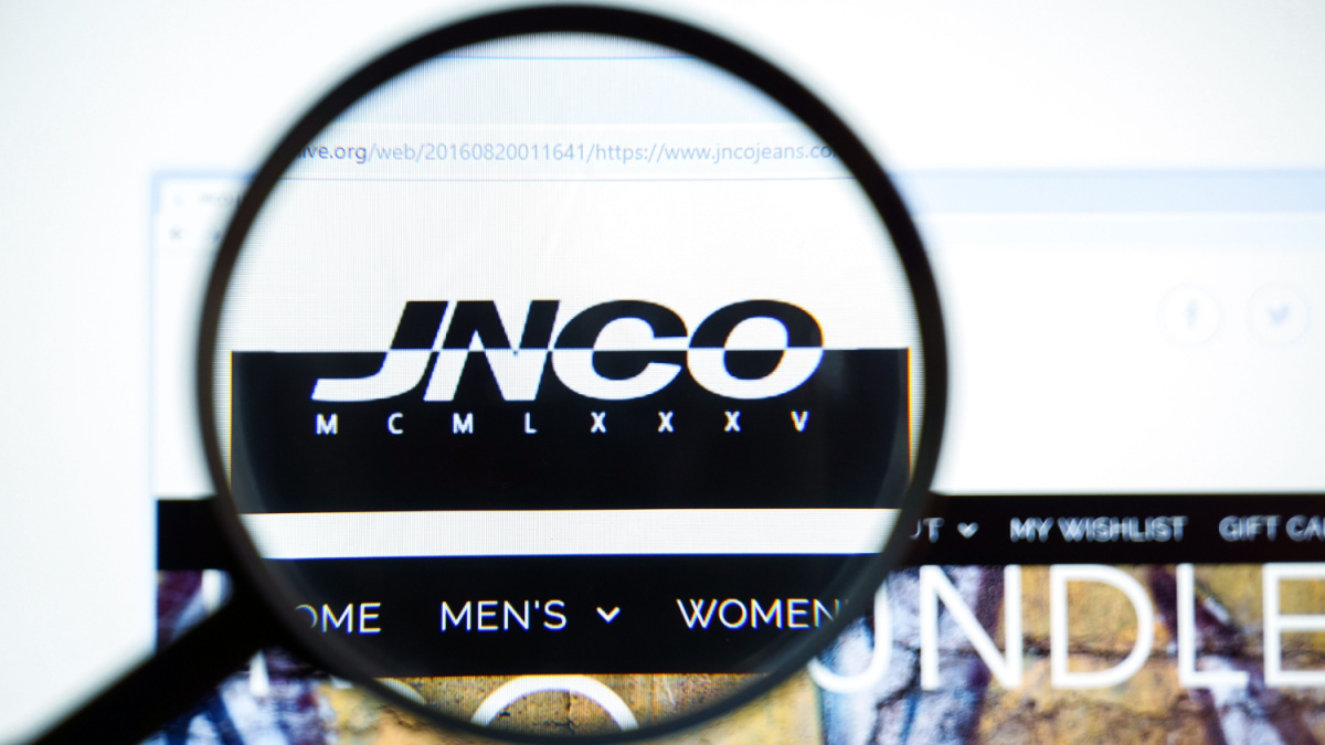 20 Things From the 90's That Haven’t Made a Comeback Yet 11 Los Angeles, California, USA - 17 July 2019: Official website, homepage of Jnco . Jnco logo visible on display screen.